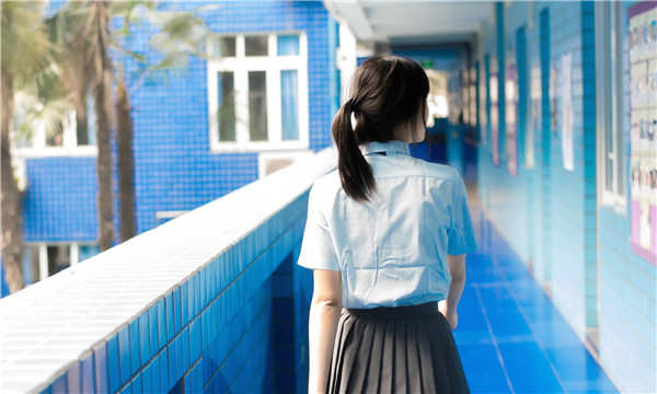 河曲如何找到一个可以帮助我生孩子的女人？