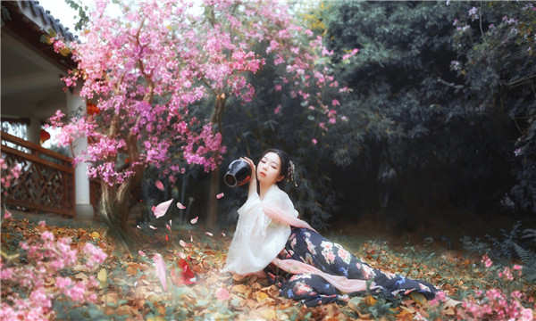河曲标题：寻求拥有自己孩子的希望—关于供卵代怀公司